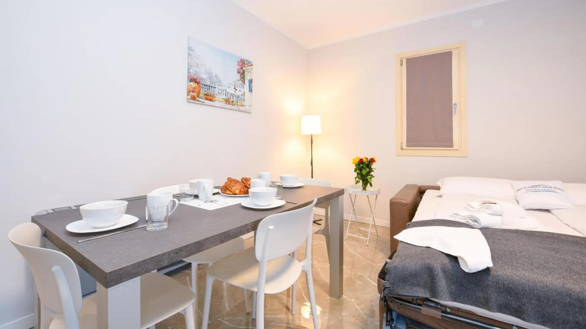 Ranalli Apartments Sole & Luna Peschiera del Garda 0*,  Italien